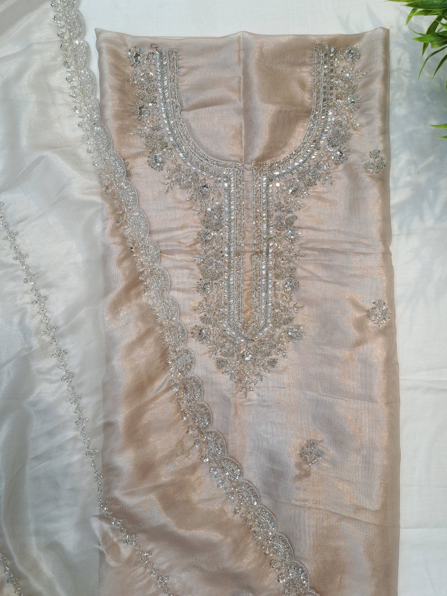 JANVI952 - J.BEHARI