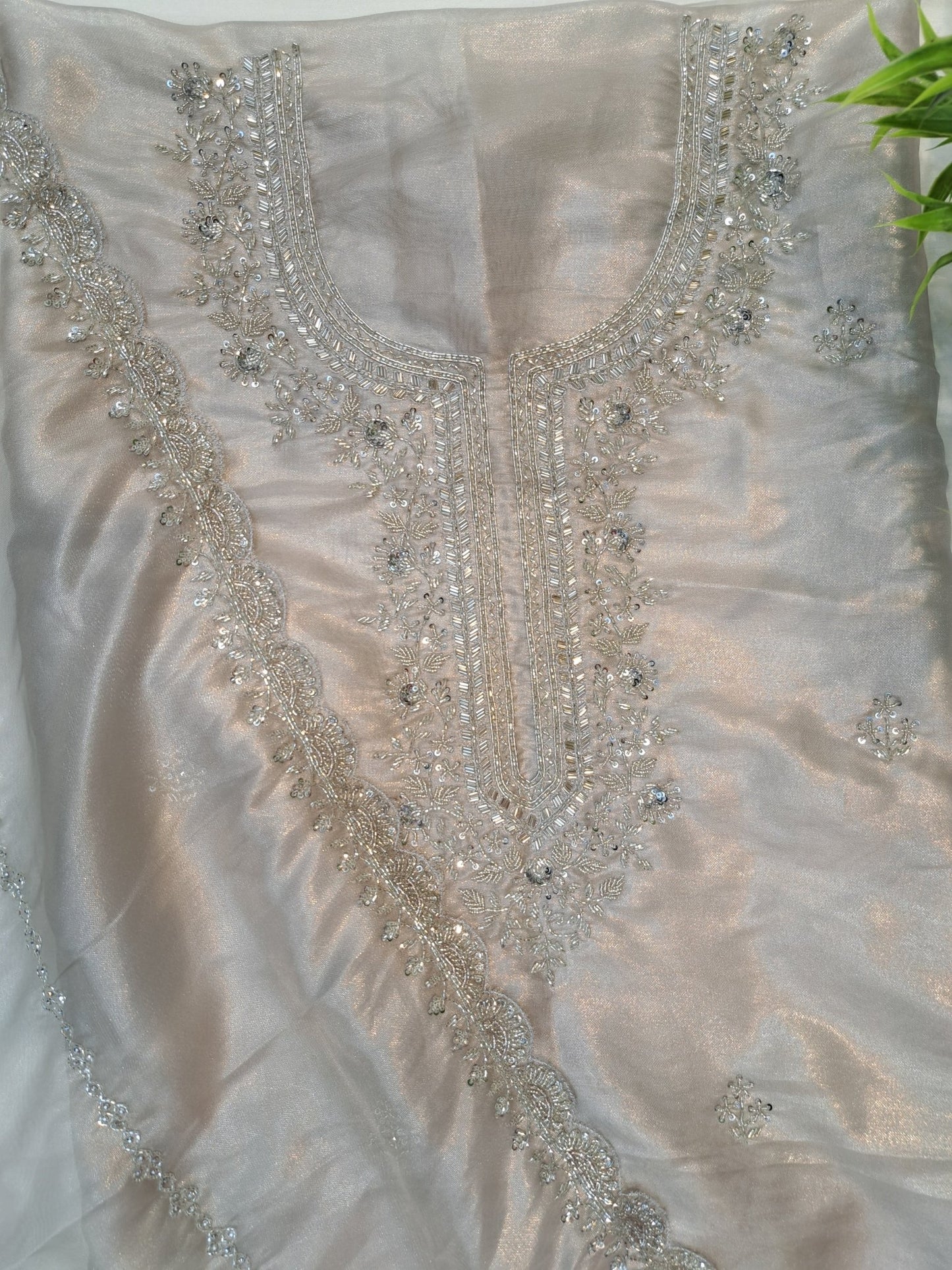 JANVI952 - J.BEHARI