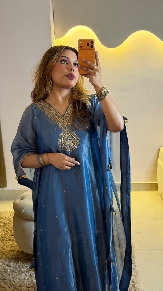 Royal Drape Embellished Tissue Kaftan