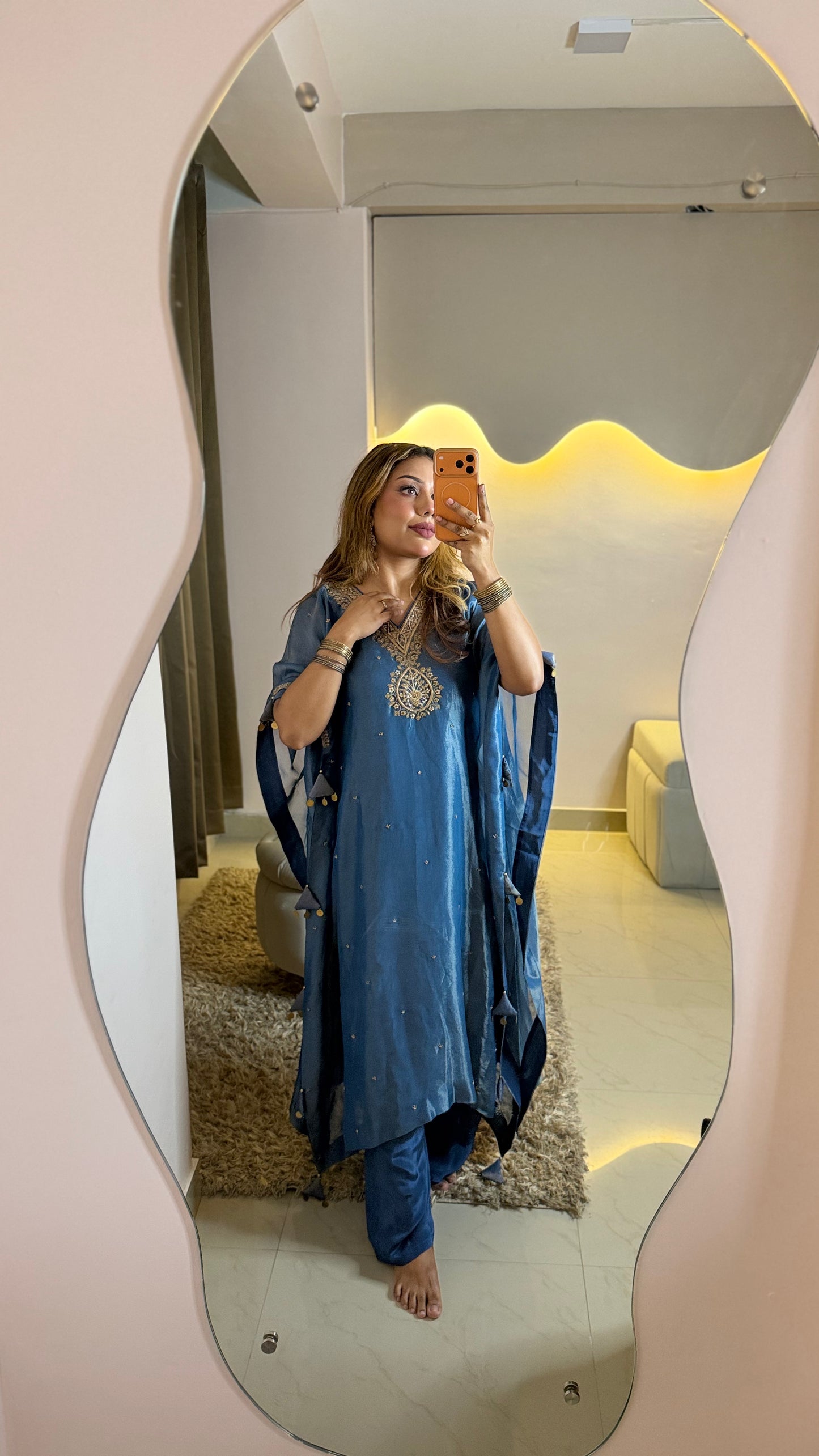 Royal Drape Embellished Tissue Kaftan