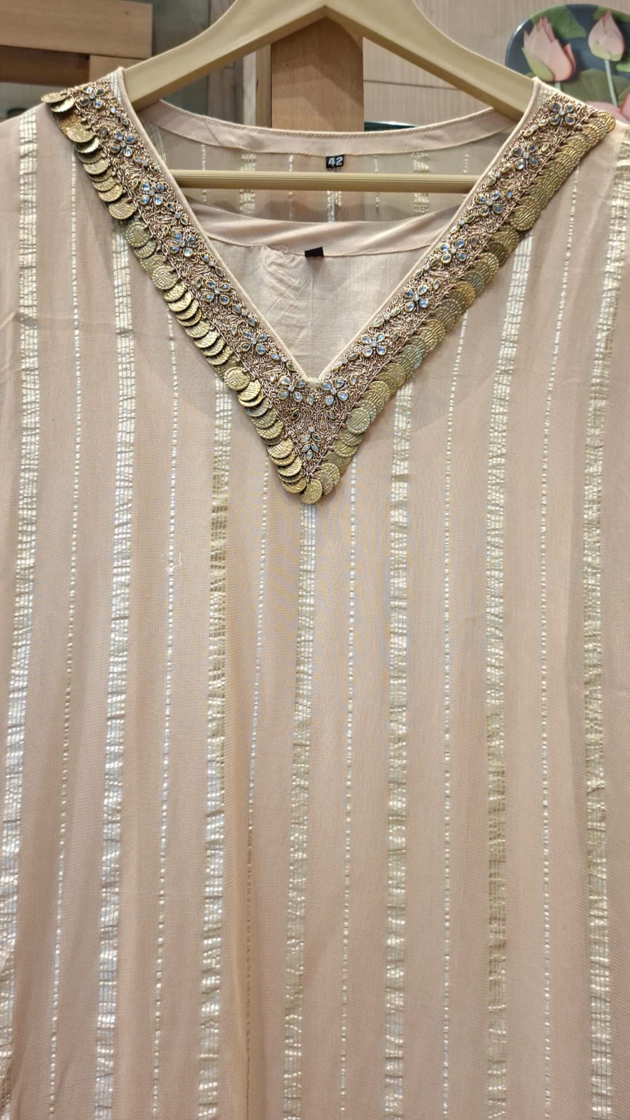 Metallic v Neck Georgette Kaftan