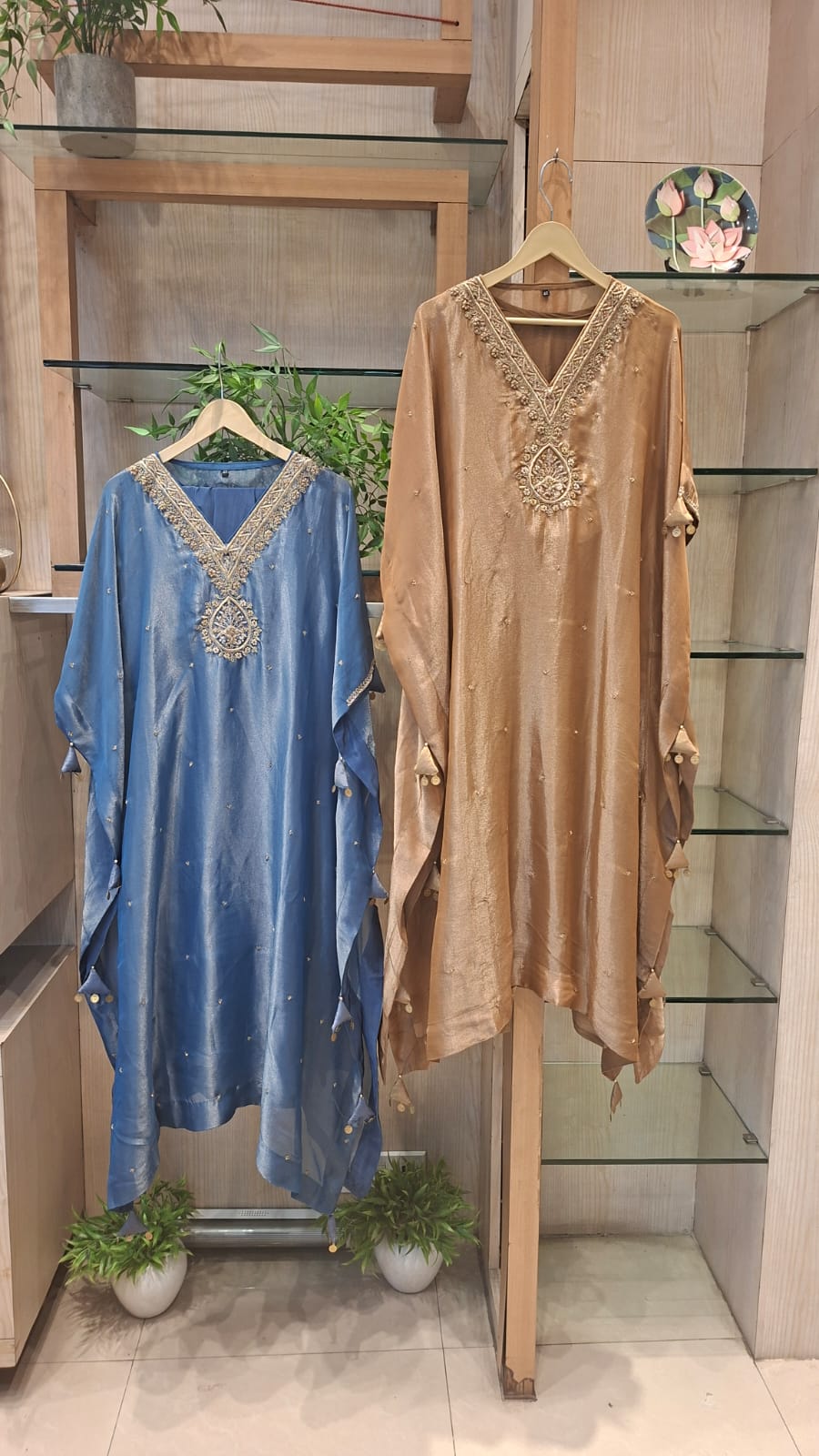Royal Drape Embellished Tissue Kaftan