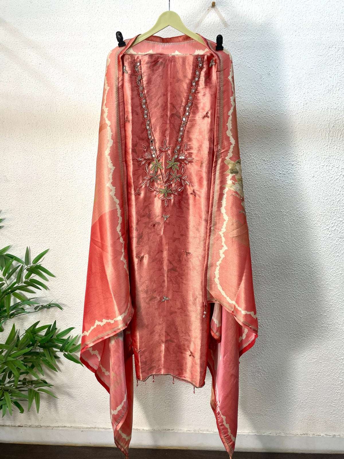 Garden Bloom Slik Unstitched Suit Set - J.BEHARI